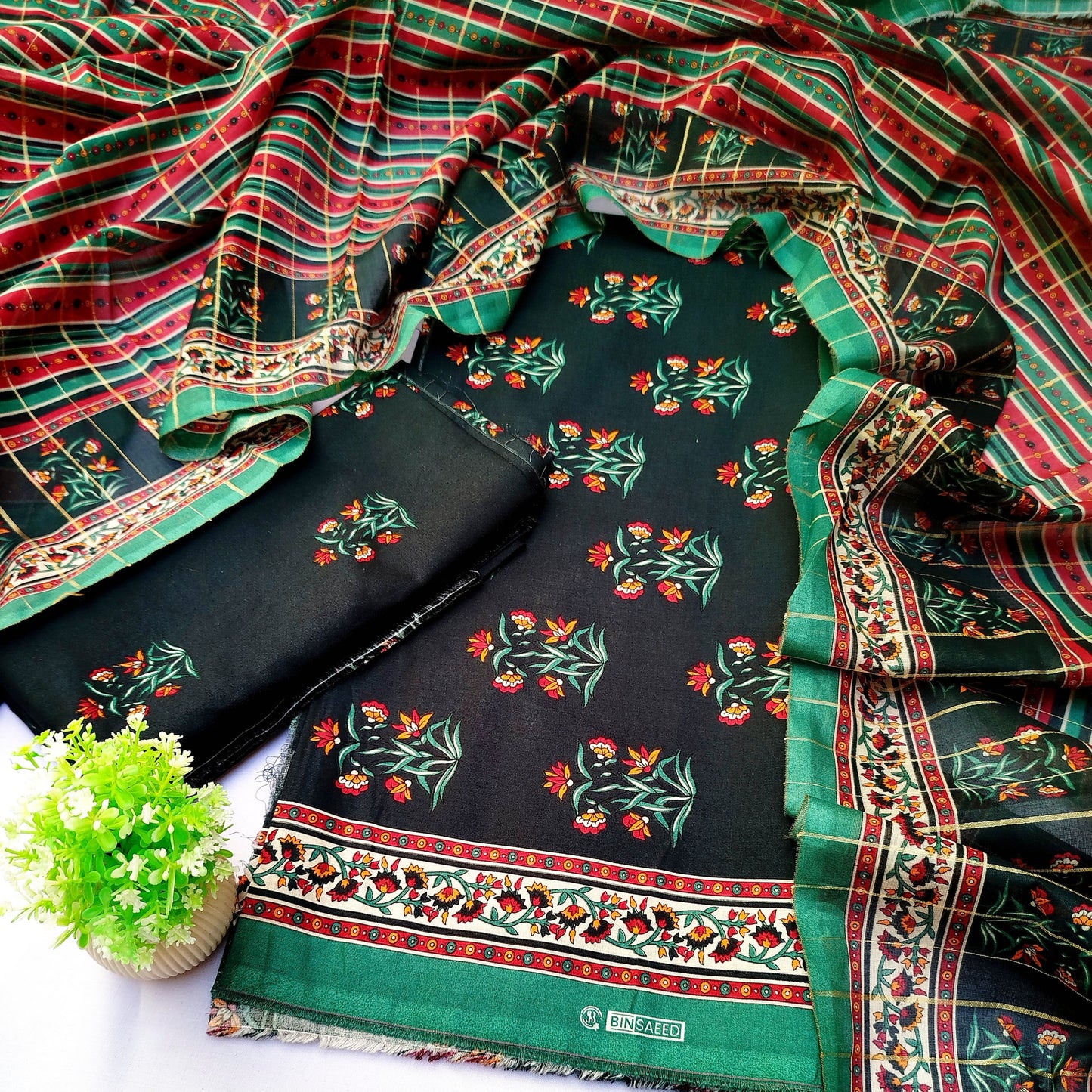 "Bin Saeed" Women Un-Stitched Printed Lawn 3PC - BS07