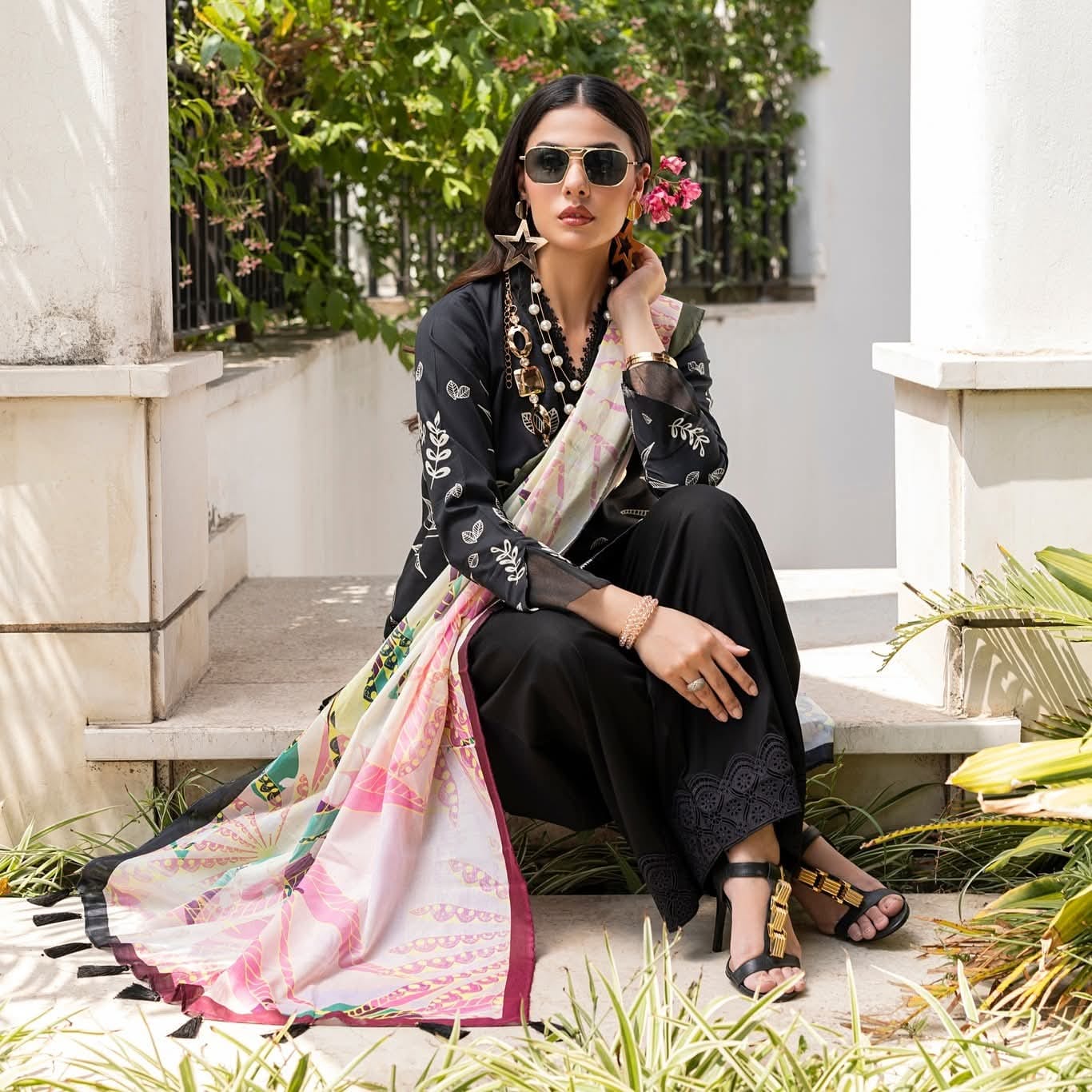 "Paltar" Women Un-Stitched Printed Lawn 3PC-Dastoor Vol. 13 -PL09