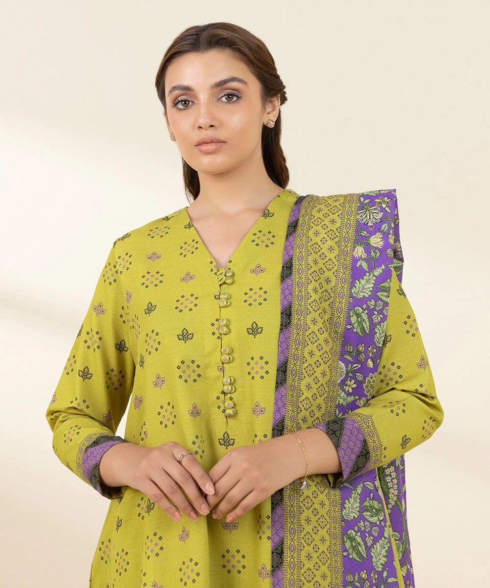 "SAPPHIRE" 100% Original Un-Stitched Printed Khaddar 3PC Suit-SPHP01