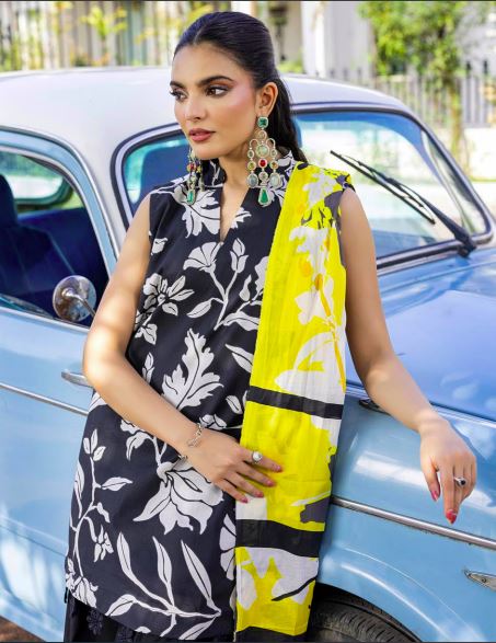 "Paltar" Women Un-Stitched Printed Lawn 3PC-Dastoor Vol. 13 -PL04