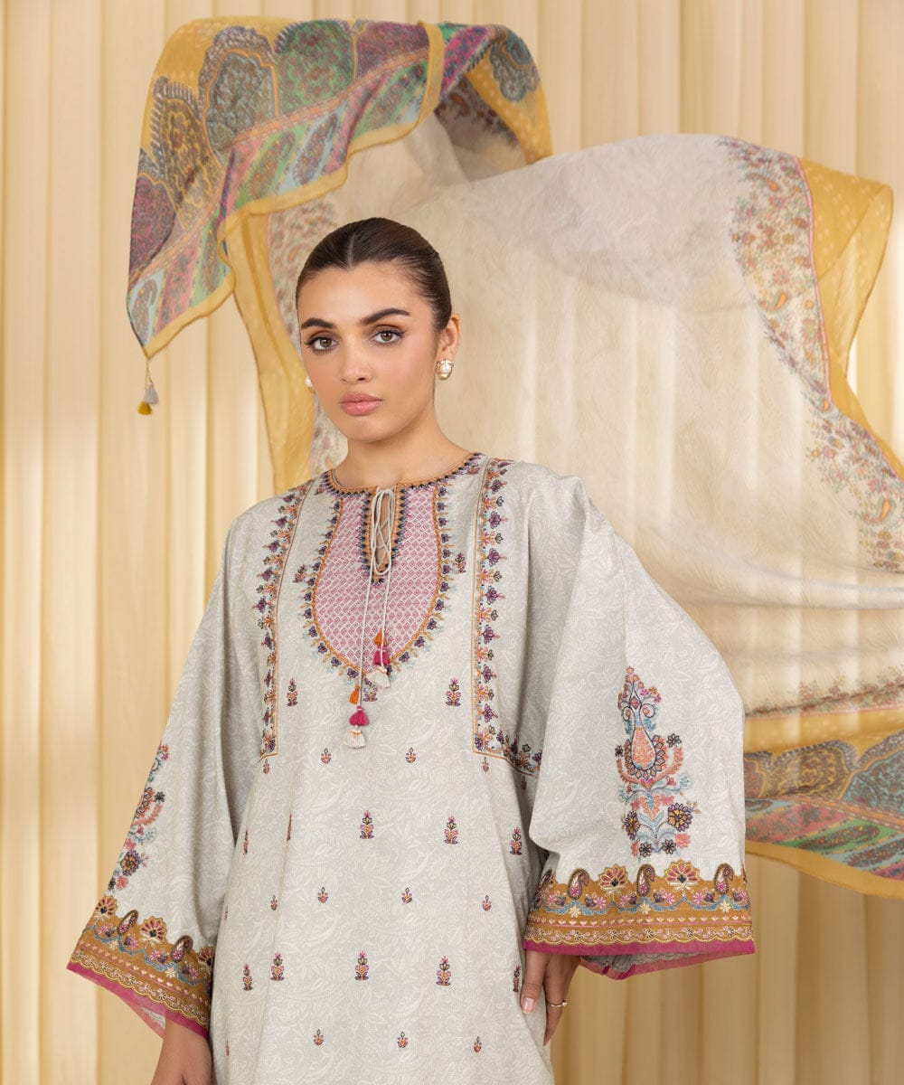 "Sapphire" Embroidered  Lawn Suit 3PC-SP04